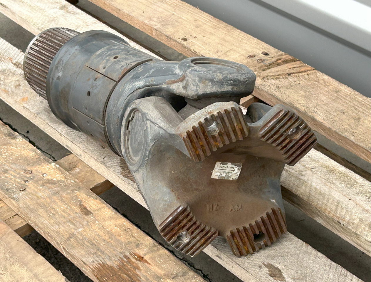 Kardansko vratilo DAF CF EURO 6 440 DRIVE SHAFT LENGTH 1640 MM: slika 9 Kardansko vratilo DAF CF EURO 6 440 DRIVE SHAFT LENGTH 1640 MM: slika 9