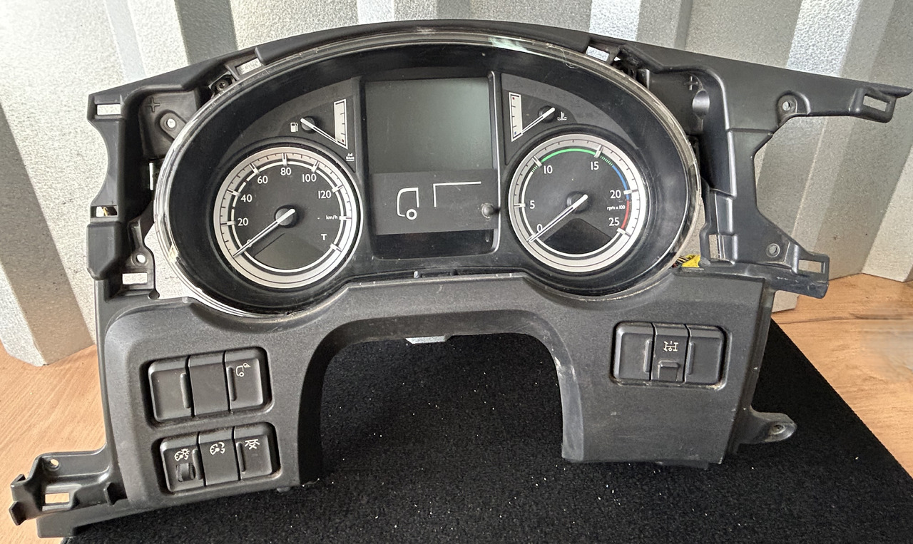 DAF COUNTER CLOCK + HARNESS + CONSOLE DAF XF 106 1980452 + 1900912 + 1951834 - Komandna tabla: slika 1 DAF COUNTER CLOCK + HARNESS + CONSOLE DAF XF 106 1980452 + 1900912 + 1951834 - Komandna tabla: slika 1