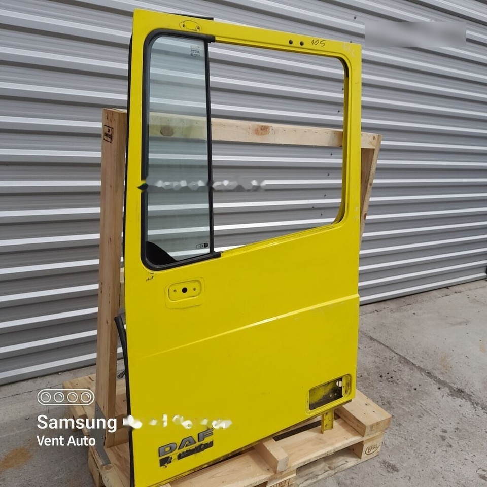 DAF XF 105   DAF LEWE truck - Vrata i delovi za Kamion: slika 2 DAF XF 105   DAF LEWE truck - Vrata i delovi za Kamion: slika 2