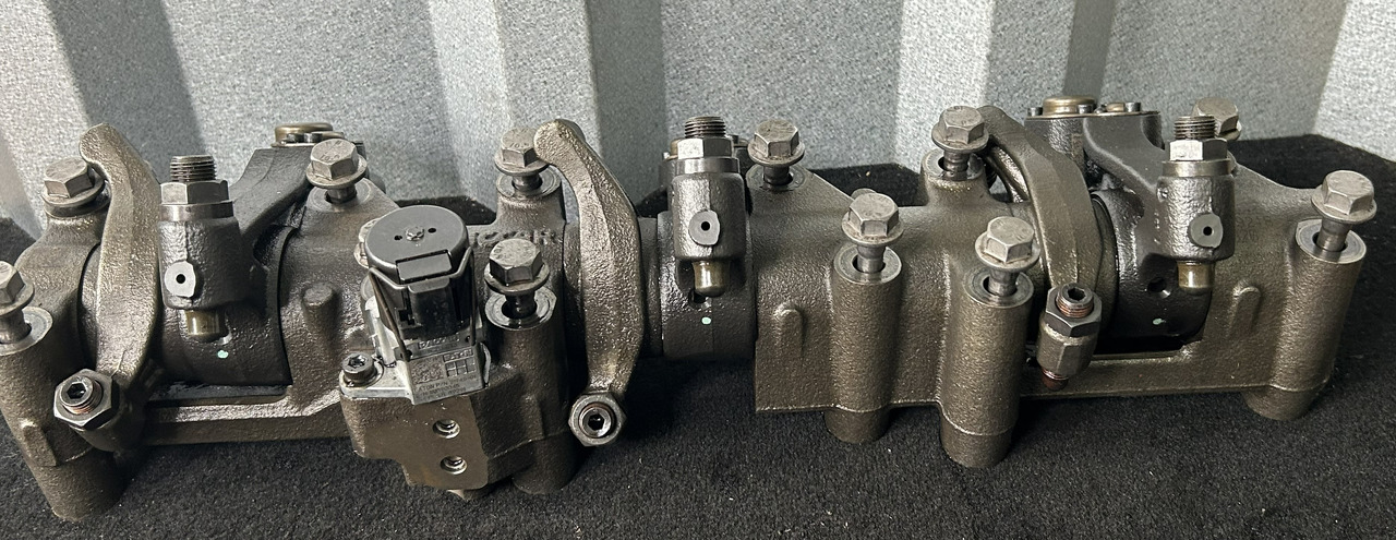 DAF XF 106 480 530 MX ROLLER ARM KEYPAD - Motor nadzemnih ventila: slika 3 DAF XF 106 480 530 MX ROLLER ARM KEYPAD - Motor nadzemnih ventila: slika 3