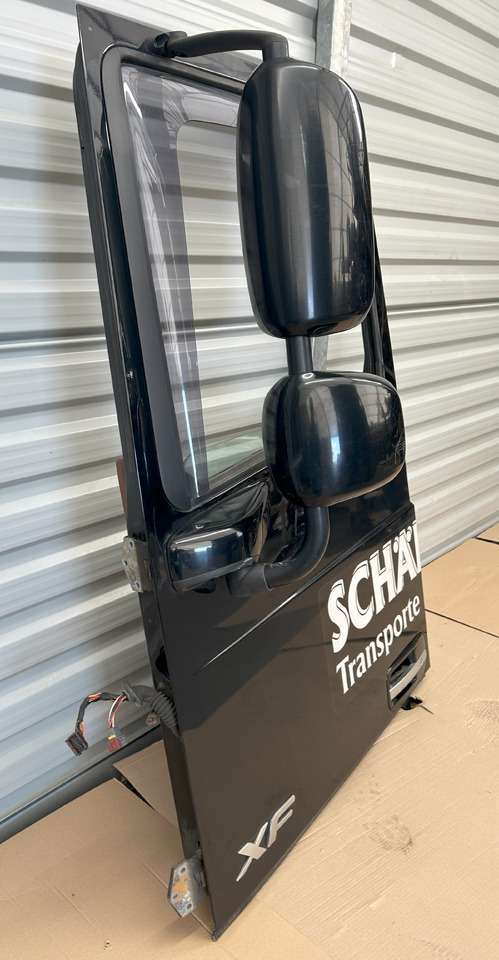 DAF XF 106 DOOR LEFT WITH MIRROR - Vrata i delovi: slika 3 DAF XF 106 DOOR LEFT WITH MIRROR - Vrata i delovi: slika 3