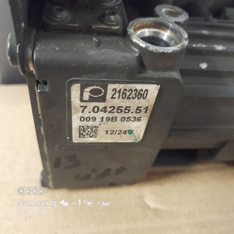 DAF XF 106 LIFT 2162360 EGR DAF XF 106 LIFT 2162360 truck - Motor i delovi za Kamion: slika 5 DAF XF 106 LIFT 2162360 EGR DAF XF 106 LIFT 2162360 truck - Motor i delovi za Kamion: slika 5