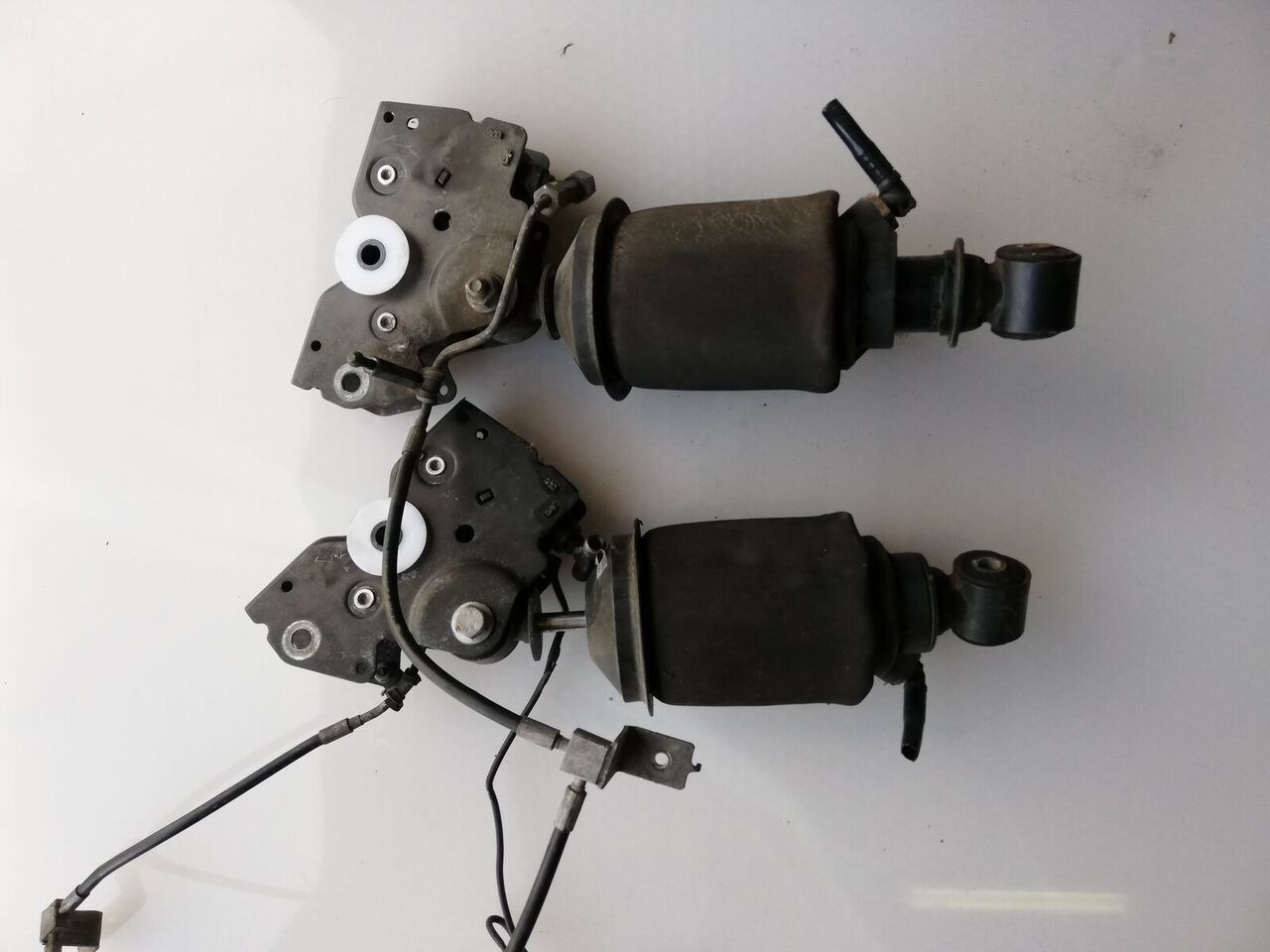 DAF XF 106 truck - Oslanjanje kabine za Kamion: slika 1 DAF XF 106 truck - Oslanjanje kabine za Kamion: slika 1