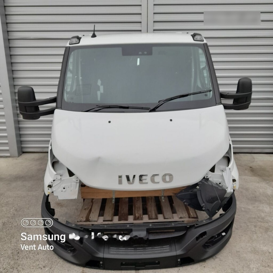 IVECO DAILY VII   IVECO Daily VII 2019-2024 light - Kabina za Kamion: slika 2 IVECO DAILY VII   IVECO Daily VII 2019-2024 light - Kabina za Kamion: slika 2