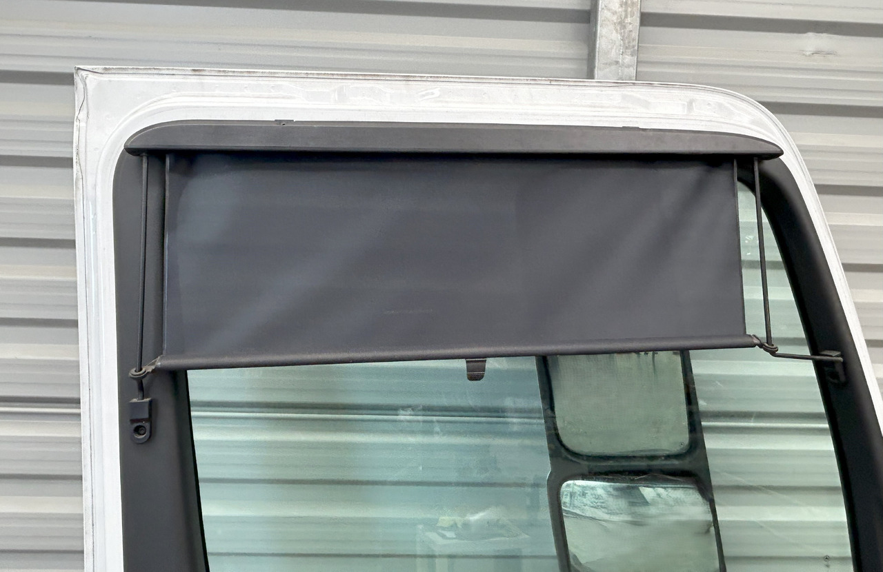 Vrata i delovi MERCEDES ACTROS MP4 DOOR LEFT WITH MIRROR: slika 7