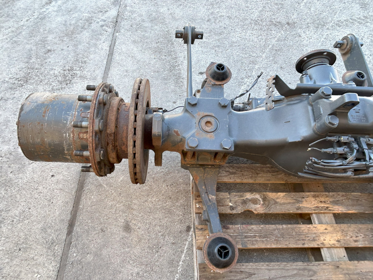 Zadnja osovina MERCEDES AROCS MP4 AXLE + HUBS + DRIVE DRIVES + STABILIZER RATIO 3,714: slika 6