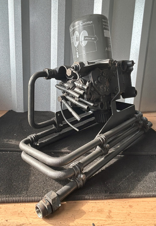 Delovi kočnica za Kamion MERCEDES-BENZ ACTROS MP4 EAPU AIR DRYER WITH COIL: slika 8