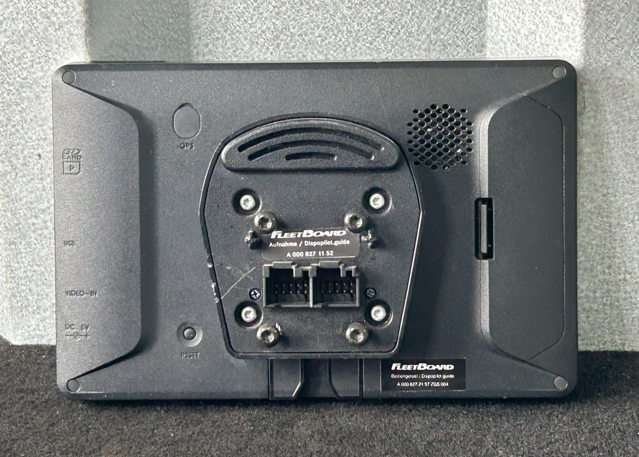 MERCEDES-BENZ ACTROS MP4 FLEETBOARD DISPLAY SCREEN WITH BRACKET - Sistem za navigaciju: slika 2 MERCEDES-BENZ ACTROS MP4 FLEETBOARD DISPLAY SCREEN WITH BRACKET - Sistem za navigaciju: slika 2