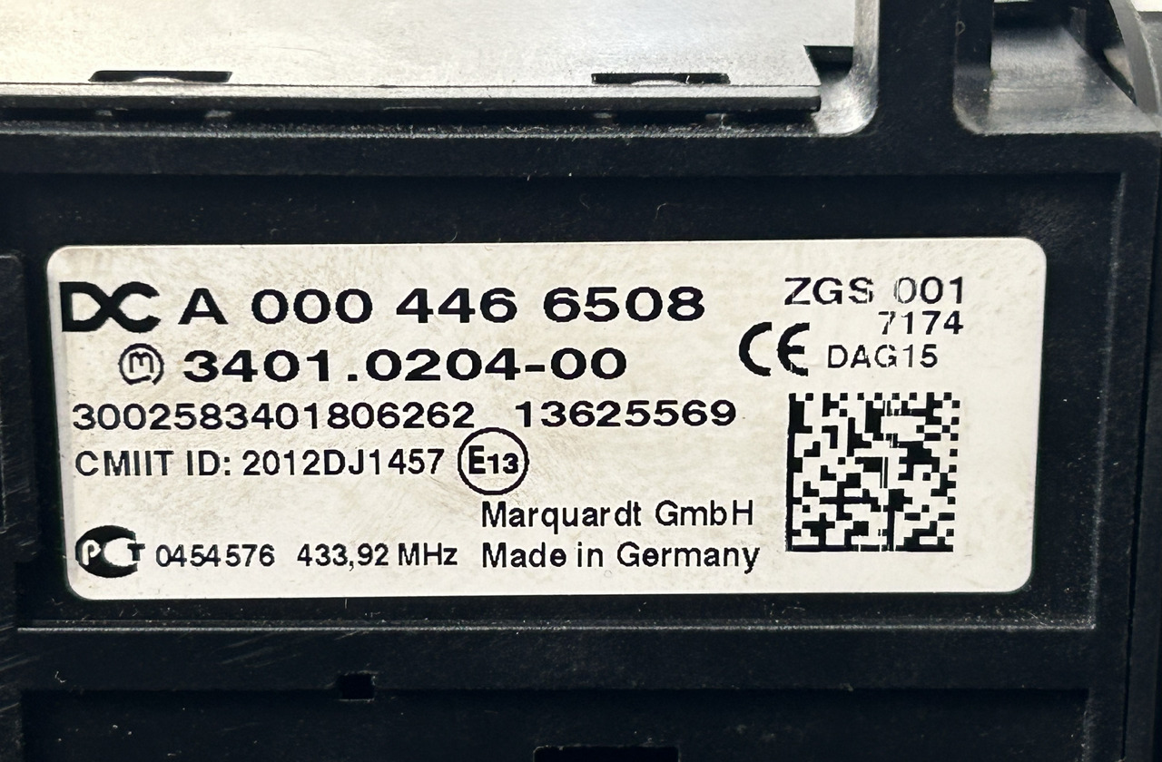 MERCEDES-BENZ ACTROS MP4 START/STOP IGNITION SWITCH - Komandna tabla za Kamion: slika 5 MERCEDES-BENZ ACTROS MP4 START/STOP IGNITION SWITCH - Komandna tabla za Kamion: slika 5