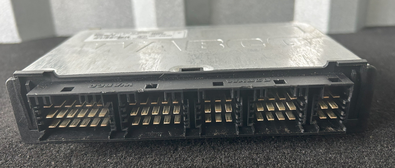 MERCEDES EBS CONTROLLER AROCS MP4 - Upravljačka jedinica: slika 2 MERCEDES EBS CONTROLLER AROCS MP4 - Upravljačka jedinica: slika 2