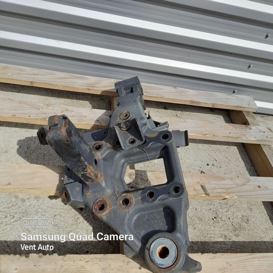 MOCOWANIE RESORA KABINY DAF XF 106 1922168 / 1922167  DAF 1922168 / 1922167 truck - Oslanjanje kabine za Kamion: slika 4 MOCOWANIE RESORA KABINY DAF XF 106 1922168 / 1922167  DAF 1922168 / 1922167 truck - Oslanjanje kabine za Kamion: slika 4