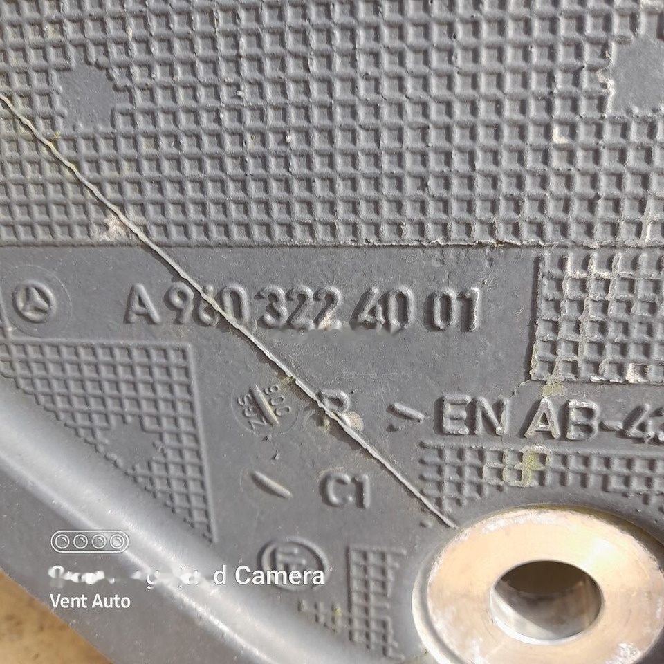 MOCOWANIE/ WSPORNIK RESORA RIGHT Mercedes-Benz ACTROS MP4 A9603224001  Mercedes-Benz A9603224001 - Oslanjanje kabine za Kamion: slika 2 MOCOWANIE/ WSPORNIK RESORA RIGHT Mercedes-Benz ACTROS MP4 A9603224001  Mercedes-Benz A9603224001 - Oslanjanje kabine za Kamion: slika 2