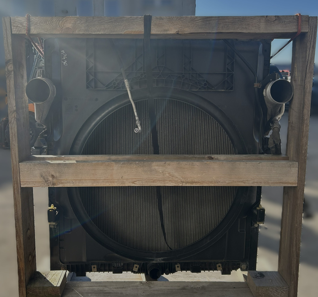 Mercedes ACTROS MP4 COOLERS SET - Radijator: slika 3 Mercedes ACTROS MP4 COOLERS SET - Radijator: slika 3