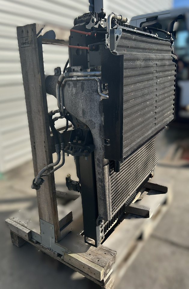 Mercedes ACTROS MP4 COOLERS SET - Radijator: slika 2 Mercedes ACTROS MP4 COOLERS SET - Radijator: slika 2