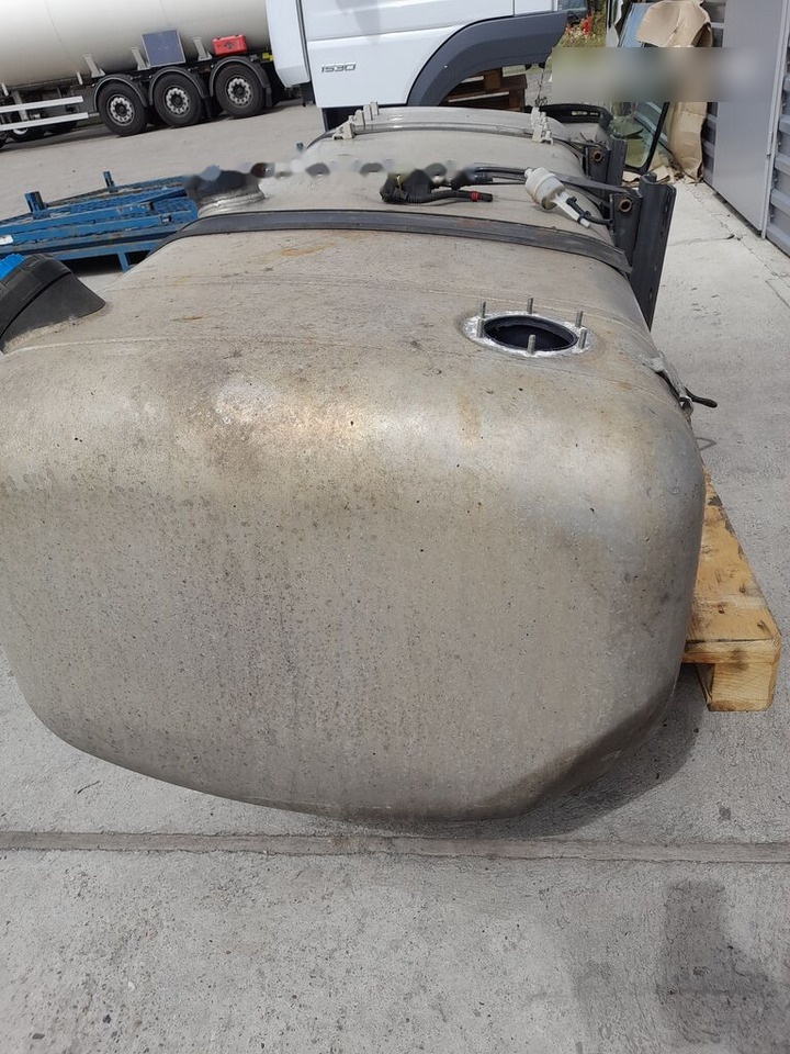 Mercedes-Benz ACTROS MP4 660L A9604703501 Mercedes-Benz truck - Rezervoar za gorivo za Kamion: slika 5 Mercedes-Benz ACTROS MP4 660L A9604703501 Mercedes-Benz truck - Rezervoar za gorivo za Kamion: slika 5