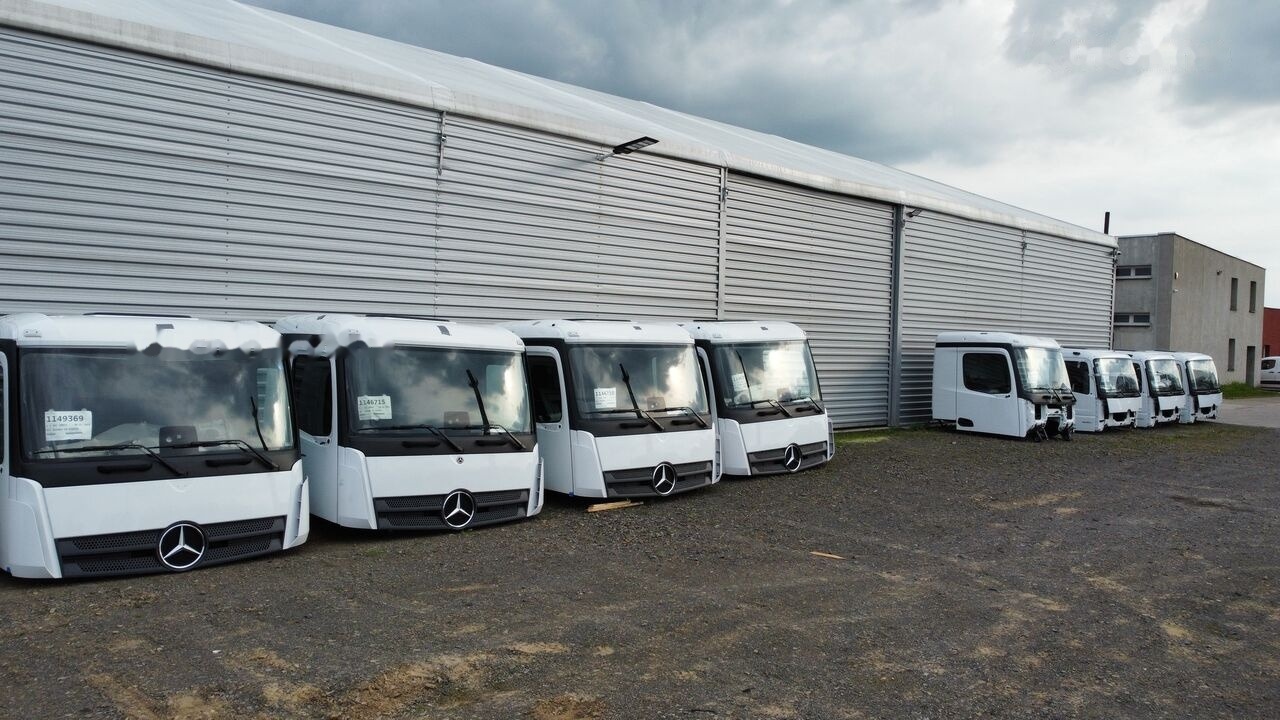 Mercedes-Benz M ClassicSpace Arocs for Mercedes-Benz ACTROS ANTOS AXOR M classic space 170mm Fahrerhaus - Kabina: slika 2 Mercedes-Benz M ClassicSpace Arocs for Mercedes-Benz ACTROS ANTOS AXOR M classic space 170mm Fahrerhaus - Kabina: slika 2