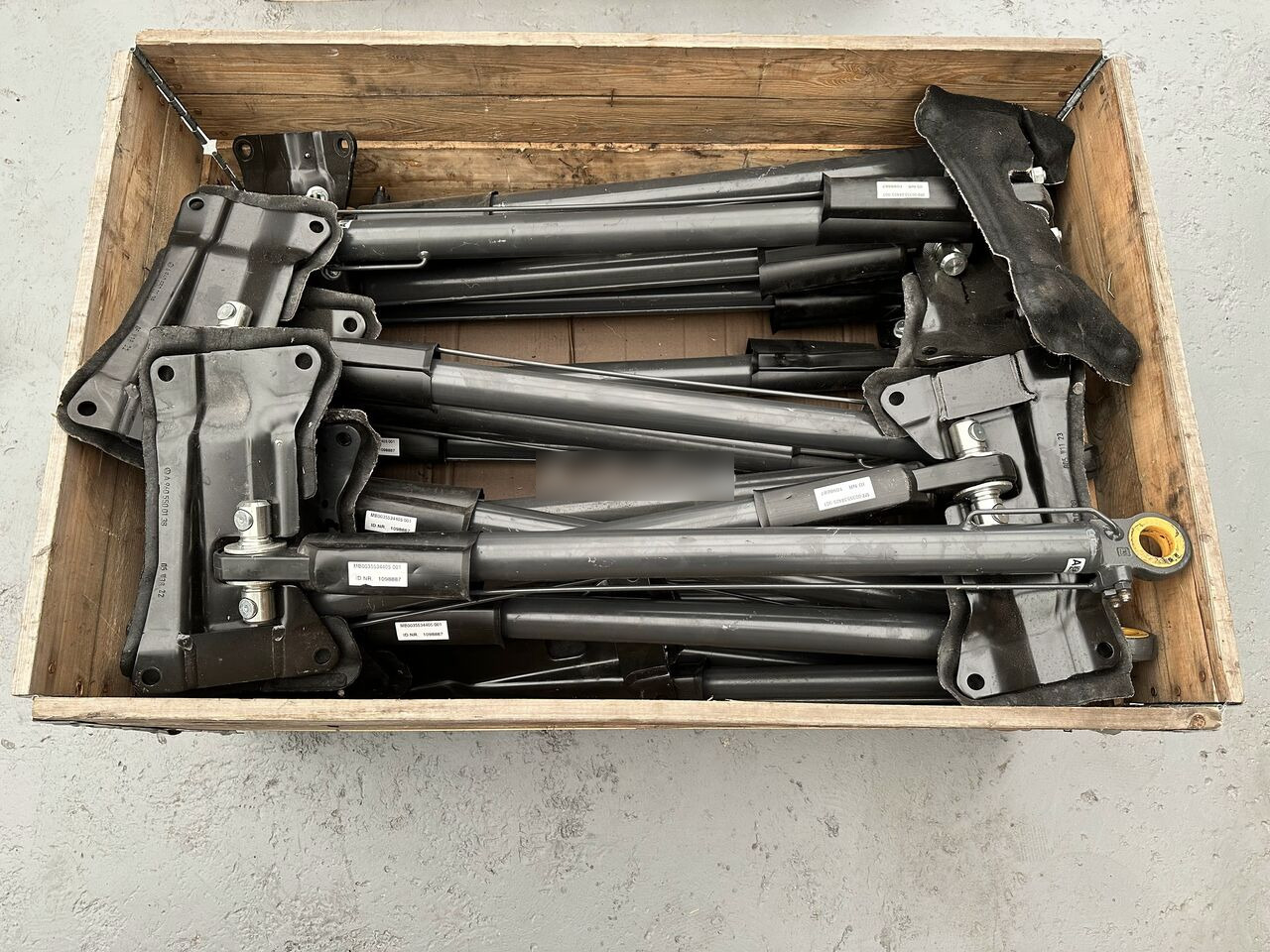 SIŁOWNIK PODNOSZENIA KABINY MB0035534405 ACTROS ATEGO MP4 Mercedes-Benz MB0035534405 truck - Hidraulični cilindar za Kamion: slika 5 SIŁOWNIK PODNOSZENIA KABINY MB0035534405 ACTROS ATEGO MP4 Mercedes-Benz MB0035534405 truck - Hidraulični cilindar za Kamion: slika 5