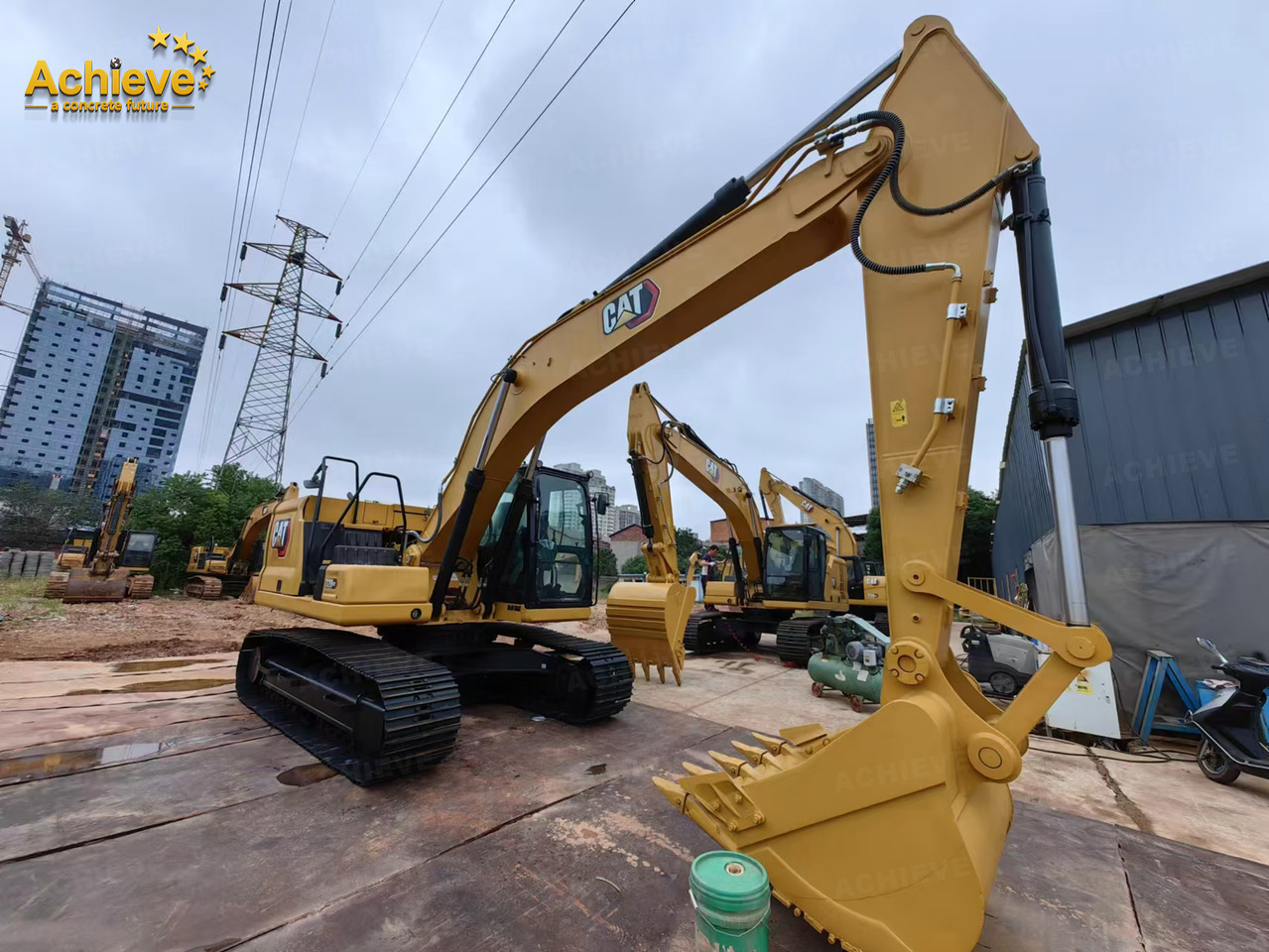 Caterpillar 320 GC 2877h 2020 Net Power - ISO 9249 109 kW Operating Weight 22000 kg Maximum Digging Depth 6720 mm 【ACHIEVE】 TOP CONDITION!!! - Bager guseničar: slika 1 Caterpillar 320 GC 2877h 2020 Net Power - ISO 9249 109 kW Operating Weight 22000 kg Maximum Digging Depth 6720 mm 【ACHIEVE】 TOP CONDITION!!! - Bager guseničar: slika 1