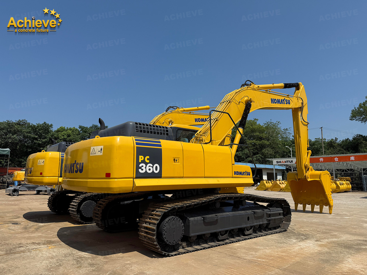 KOMATSU Remanufactured Komatsu PC360-7 excavator 1.6 m³ 180/1900 kw/rpm 33000 kg 7380 mm 227 kN Komatsu SAA6D114E 605 L【ACHIEVE】 TOP CONDITION!!! - Bager guseničar: slika 3 KOMATSU Remanufactured Komatsu PC360-7 excavator 1.6 m³ 180/1900 kw/rpm 33000 kg 7380 mm 227 kN Komatsu SAA6D114E 605 L【ACHIEVE】 TOP CONDITION!!! - Bager guseničar: slika 3