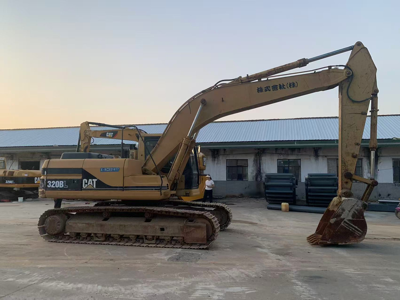 CATERPILLAR Tracked Excavator 20 ton Excavator CAT 320B, 320BL - Bager guseničar: slika 3 CATERPILLAR Tracked Excavator 20 ton Excavator CAT 320B, 320BL - Bager guseničar: slika 3