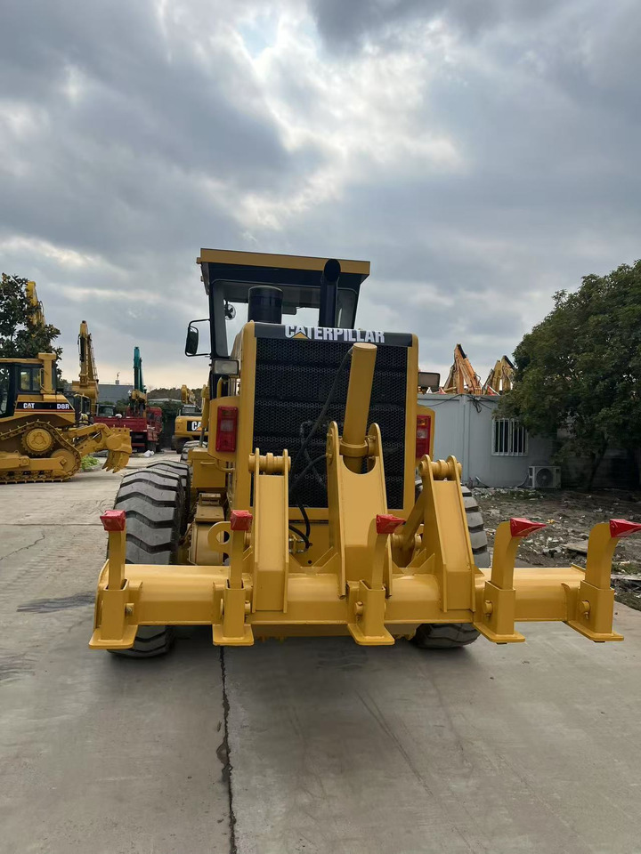 Caterpillar 140K Motor Grader Good Price Used Condition - Grejder: slika 3 Caterpillar 140K Motor Grader Good Price Used Condition - Grejder: slika 3
