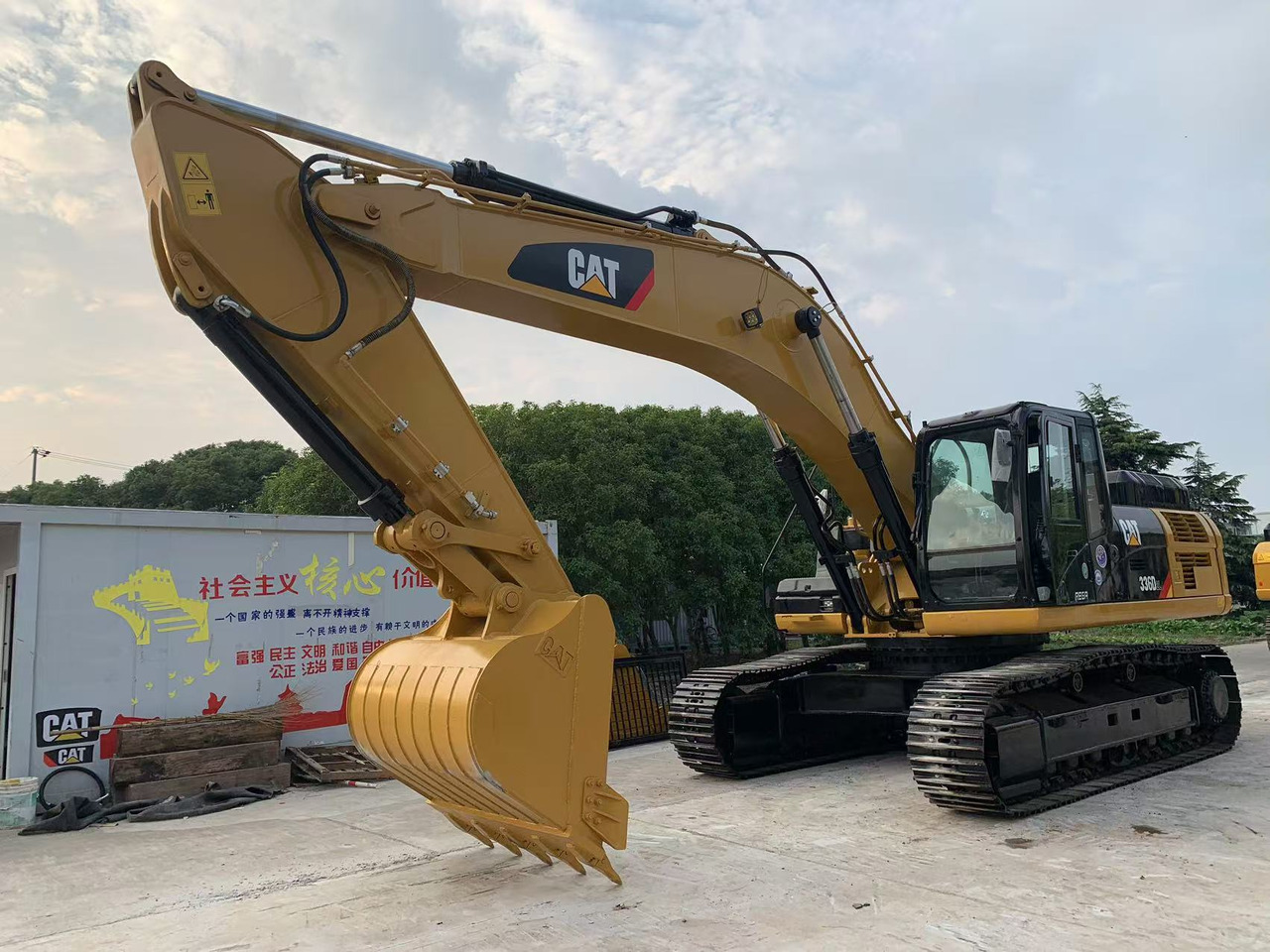 Caterpillar 336D, 330D Excellent Condition Heavy Mining Excavator Machine - Bager guseničar: slika 1 Caterpillar 336D, 330D Excellent Condition Heavy Mining Excavator Machine - Bager guseničar: slika 1