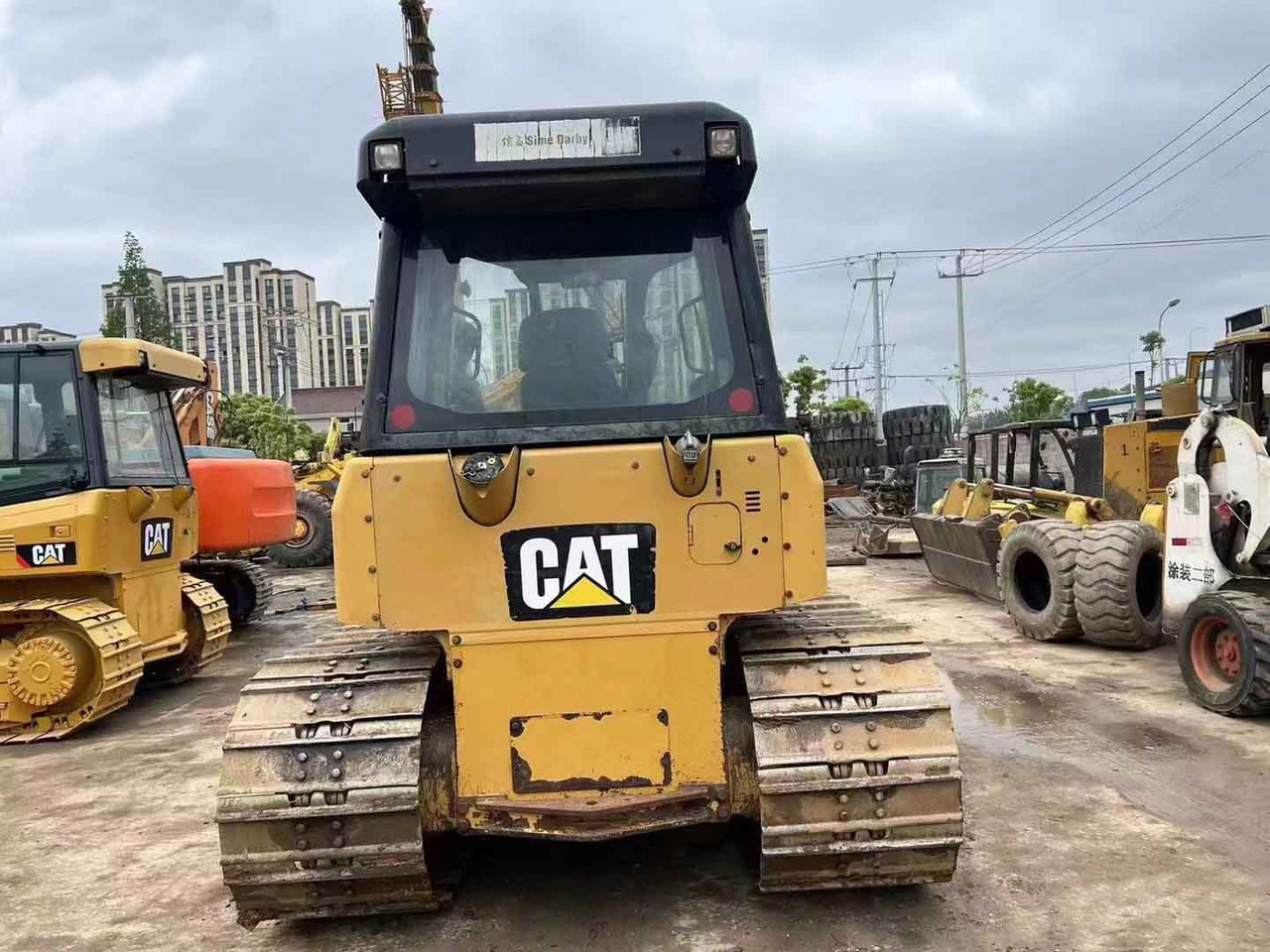 Caterpillar Bulldozer Used Condition CAT D5K LGP Original Color - Buldožer: slika 4 Caterpillar Bulldozer Used Condition CAT D5K LGP Original Color - Buldožer: slika 4