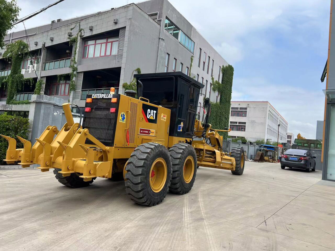 Caterpillar Motor Grader Secondhand CAT 140K, 140H with Good Price - Grejder: slika 3 Caterpillar Motor Grader Secondhand CAT 140K, 140H with Good Price - Grejder: slika 3