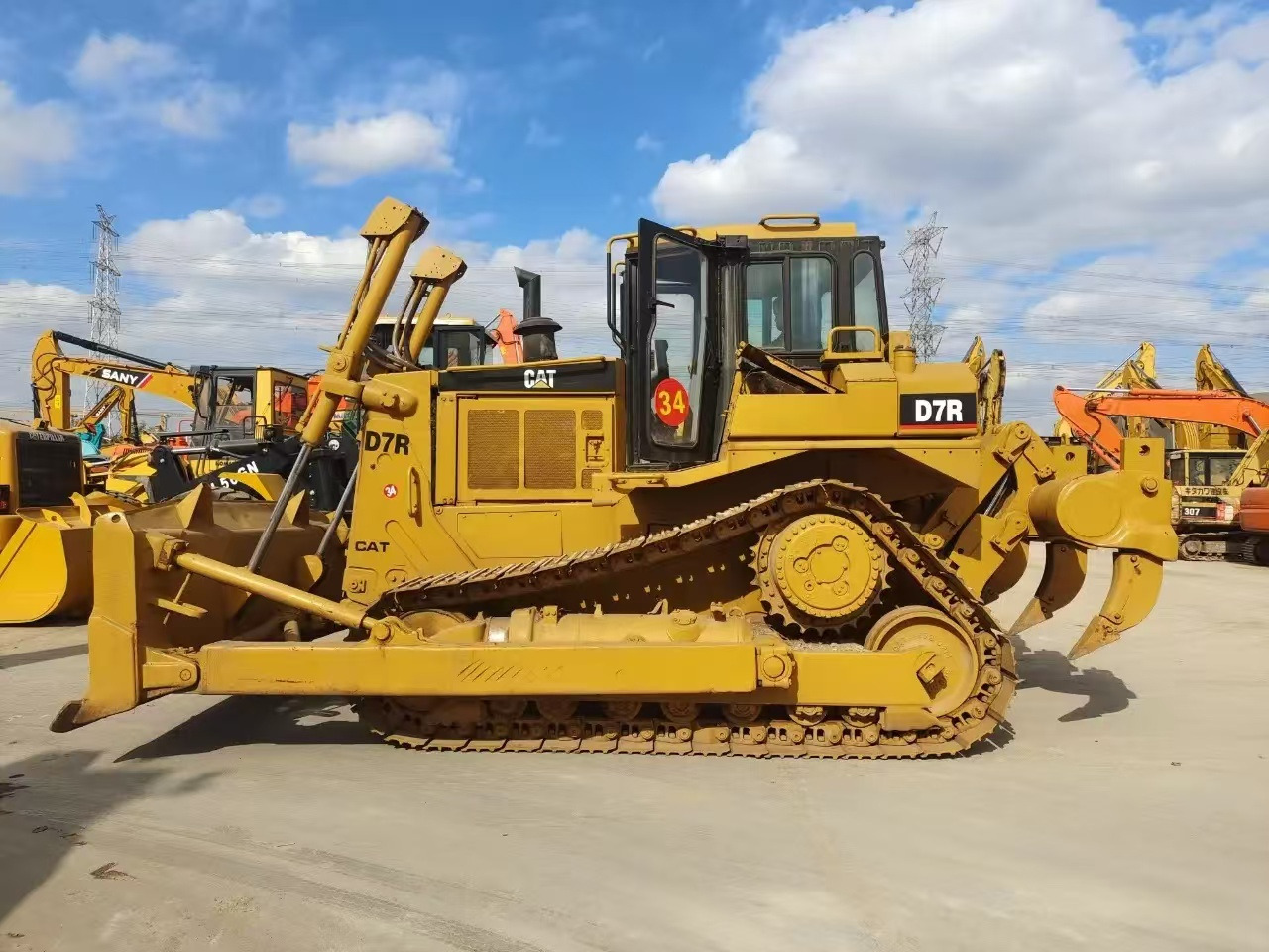 Caterpillar Secondhand Bulldozer CAT D7R Japan Origin Tracked Tractor - Buldožer: slika 3 Caterpillar Secondhand Bulldozer CAT D7R Japan Origin Tracked Tractor - Buldožer: slika 3