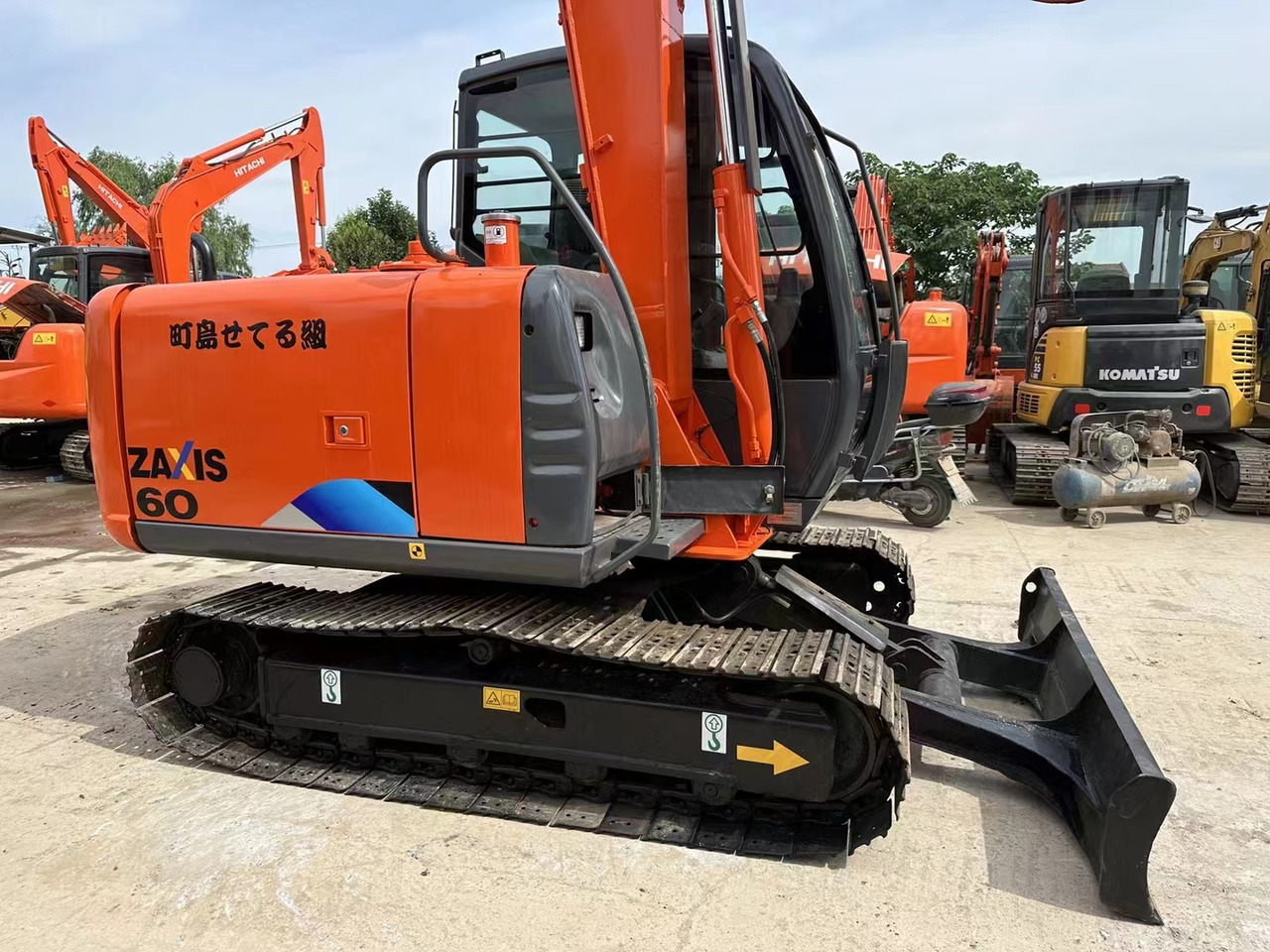 Hitachi ZX60 Mini Excavator Cheap Machine - Bager guseničar: slika 2 Hitachi ZX60 Mini Excavator Cheap Machine - Bager guseničar: slika 2