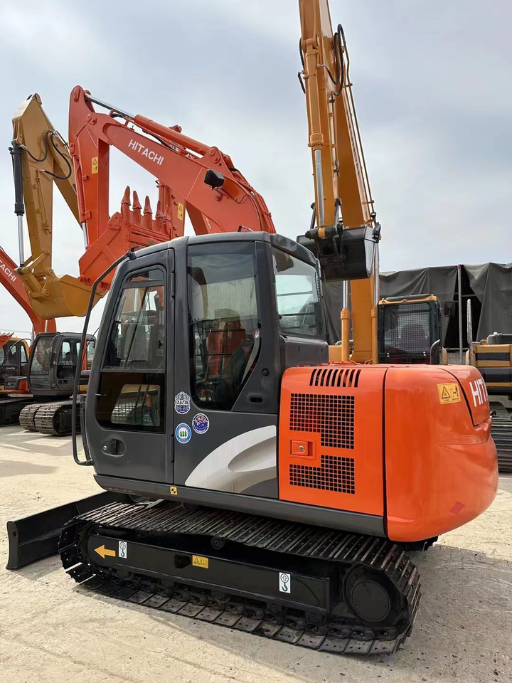 Hitachi ZX60 Mini Excavator Cheap Machine - Bager guseničar: slika 4 Hitachi ZX60 Mini Excavator Cheap Machine - Bager guseničar: slika 4