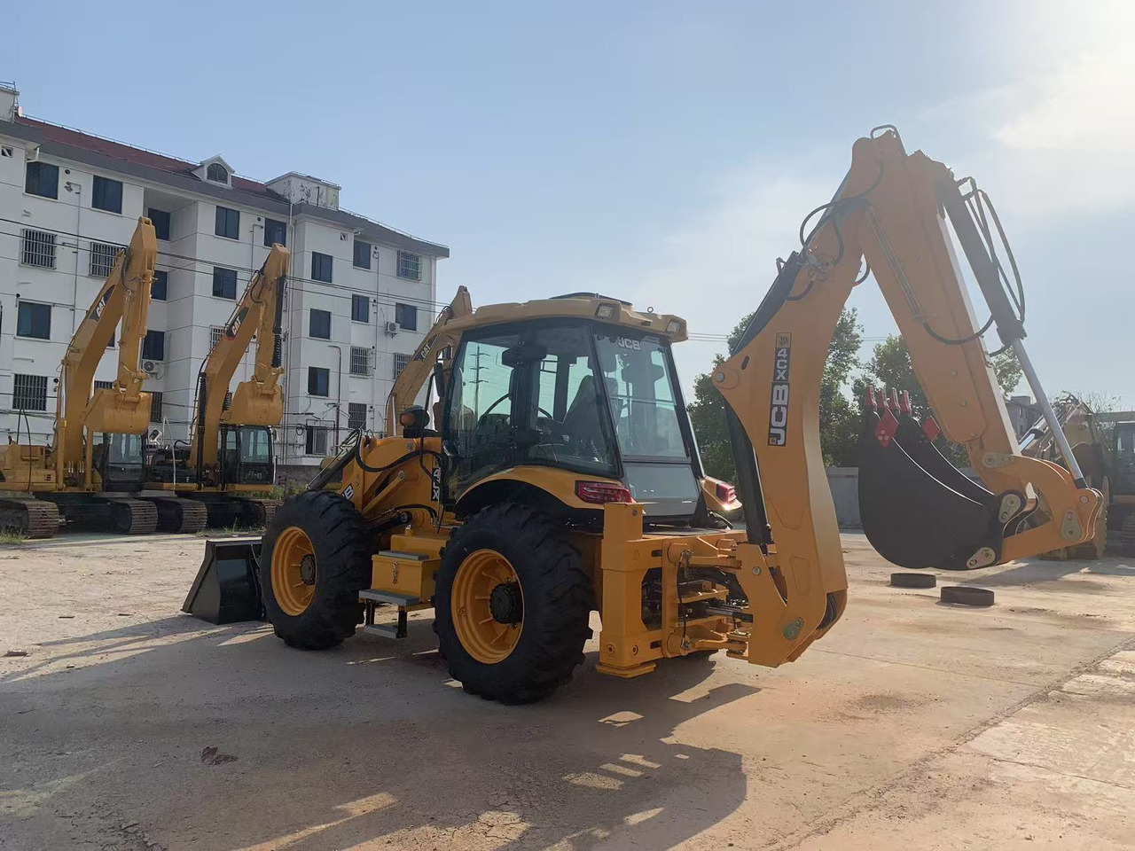 JCB 4x4 Backhoe Loader 4CX, 3CX Brand New Condition - Bager utovarivač: slika 3 JCB 4x4 Backhoe Loader 4CX, 3CX Brand New Condition - Bager utovarivač: slika 3