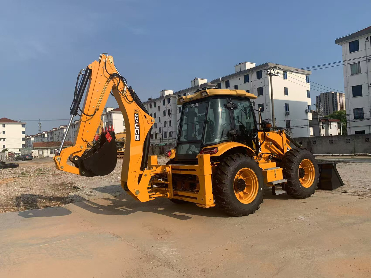 JCB 4x4 Backhoe Loader 4CX, 3CX Brand New Condition - Bager utovarivač: slika 4 JCB 4x4 Backhoe Loader 4CX, 3CX Brand New Condition - Bager utovarivač: slika 4