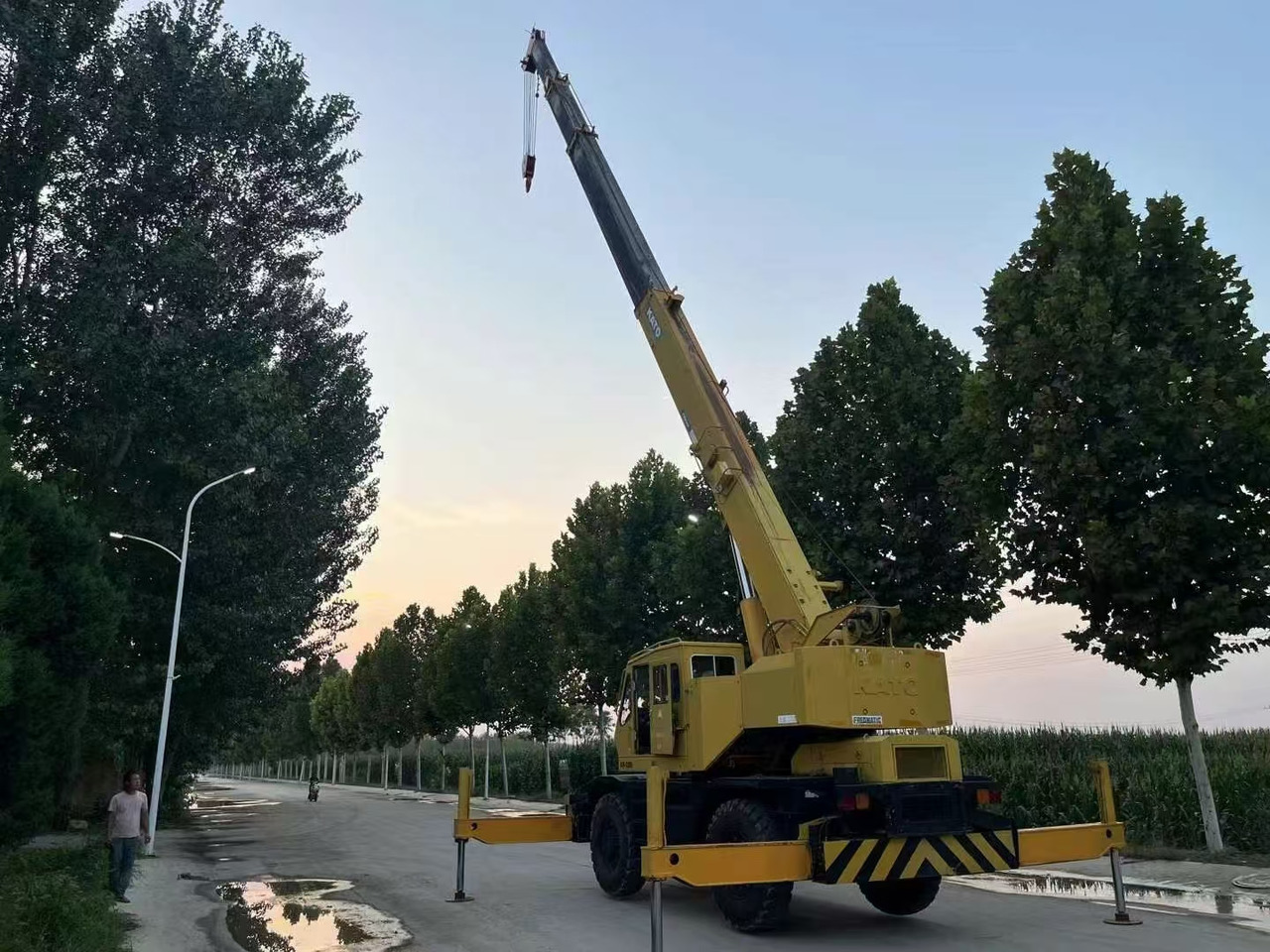 KATO KR250 Good Price 25 ton Rough Terrain Crane - Autodizalica: slika 3 KATO KR250 Good Price 25 ton Rough Terrain Crane - Autodizalica: slika 3