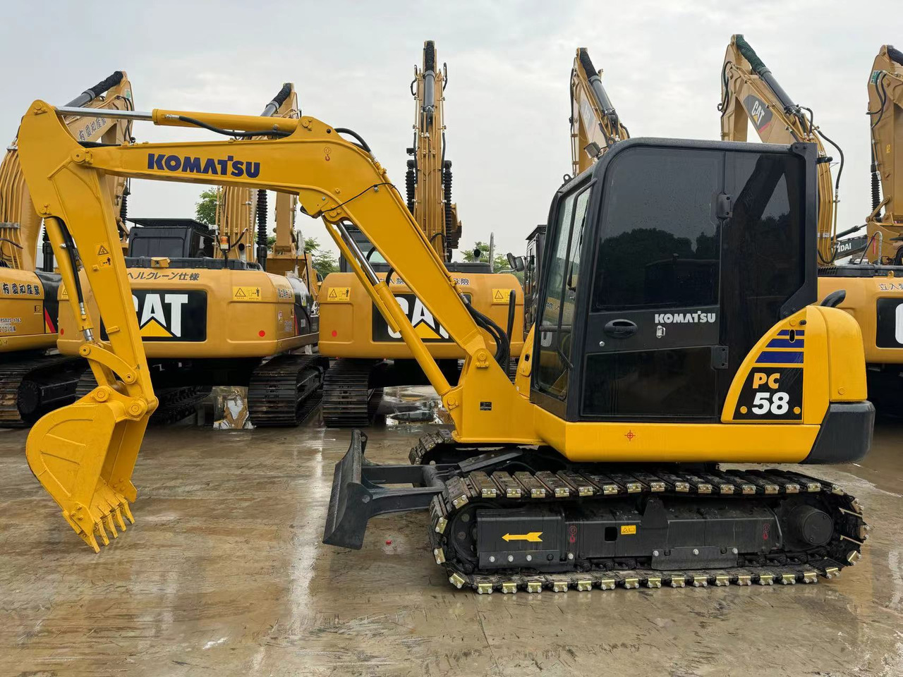 KOMATSU 5 ton Excavator PC55MR, PC56, PC58 Landscaping Excavator - Mini bager: slika 1 KOMATSU 5 ton Excavator PC55MR, PC56, PC58 Landscaping Excavator - Mini bager: slika 1