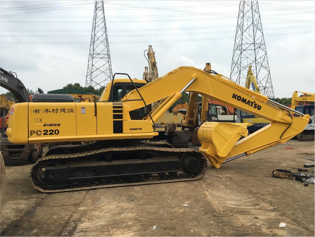 KOMATSU PC22 used excavator Japanese construction machine PC220-6 excavator - Bager guseničar: slika 1 KOMATSU PC22 used excavator Japanese construction machine PC220-6 excavator - Bager guseničar: slika 1