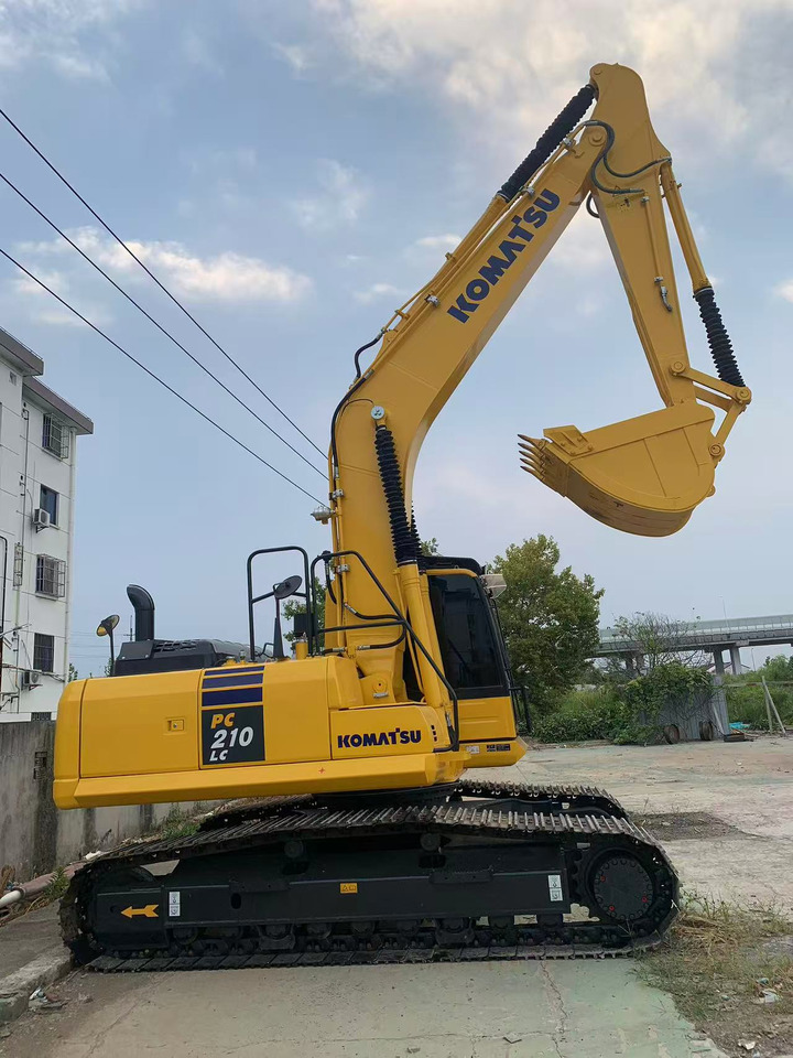 Komatsu Excavator Secondhand Machine Komatsu PC210 for PNG - Bager guseničar: slika 2 Komatsu Excavator Secondhand Machine Komatsu PC210 for PNG - Bager guseničar: slika 2