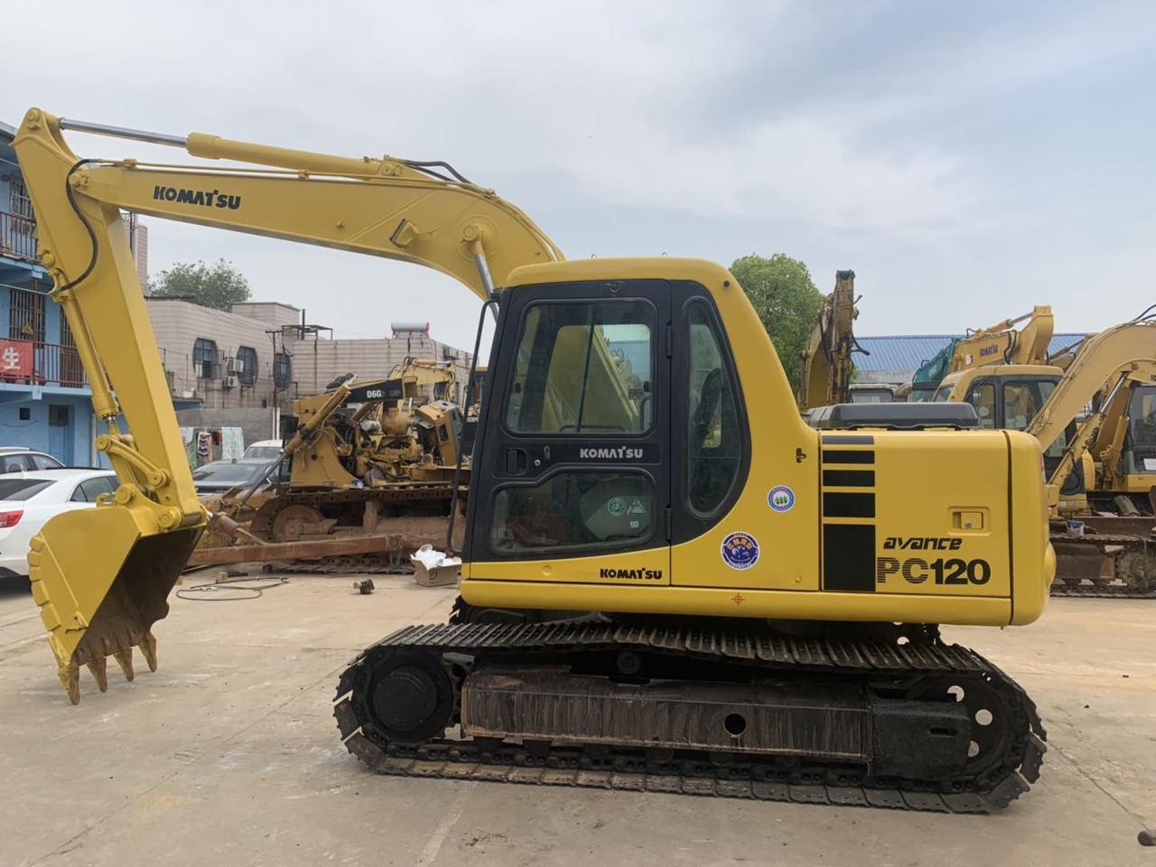 Komatsu PC120 Secondhand Excavator Good Price on Sale - Bager guseničar: slika 1 Komatsu PC120 Secondhand Excavator Good Price on Sale - Bager guseničar: slika 1