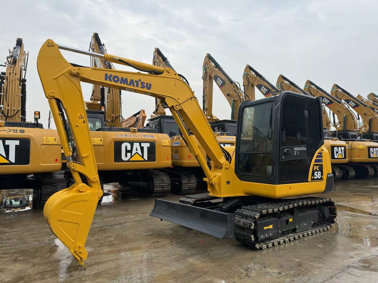 Komatsu PC58, PC56, PC55 Small Excavator With Rubber Tracks - Bager guseničar: slika 3 Komatsu PC58, PC56, PC55 Small Excavator With Rubber Tracks - Bager guseničar: slika 3