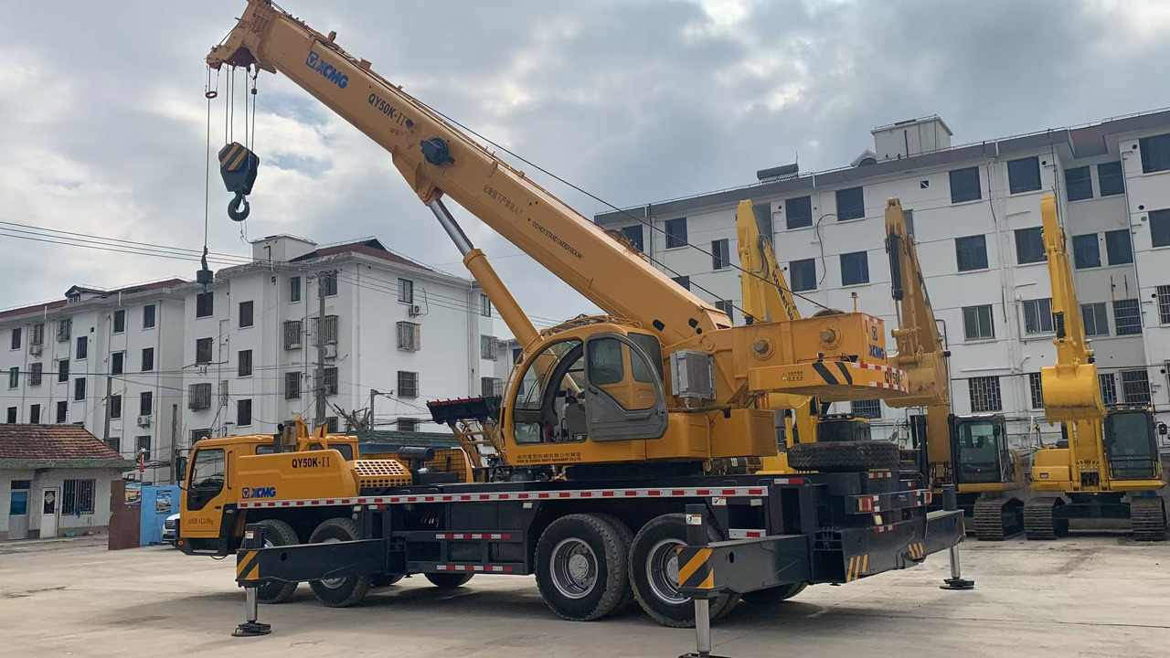 XCMG QY50K-2 Good Price 50 ton Truck Crane - Autodizalica: slika 2 XCMG QY50K-2 Good Price 50 ton Truck Crane - Autodizalica: slika 2