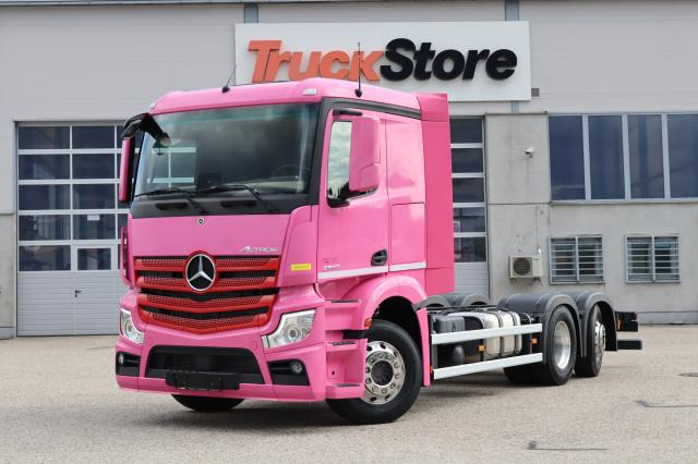 Mercedes-Benz Actros 2543L EXII/EXIII, FL - Kamion sa golom šasijom i zatvorenom kabinom: slika 1 Mercedes-Benz Actros 2543L EXII/EXIII, FL - Kamion sa golom šasijom i zatvorenom kabinom: slika 1