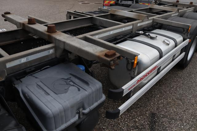 Mercedes-Benz Actros 2546 L - Kamion za prevoz kontejnera/ Kamion sa promenjivim sandukom: slika 3 Mercedes-Benz Actros 2546 L - Kamion za prevoz kontejnera/ Kamion sa promenjivim sandukom: slika 3