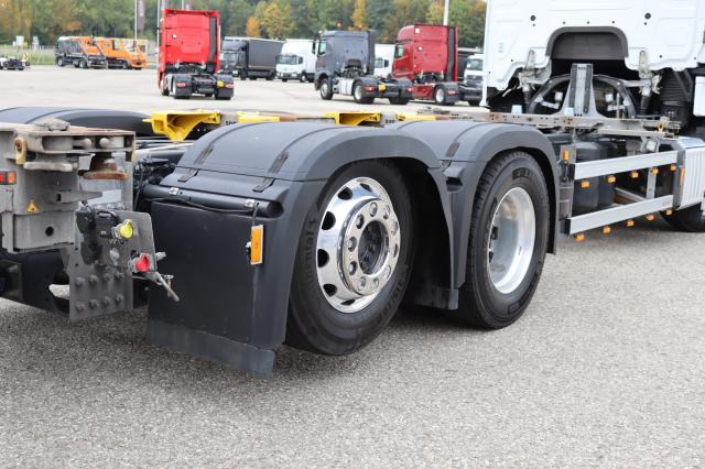 Mercedes-Benz Actros 2546LL MULTIWECHSLER - Kamion za prevoz kontejnera/ Kamion sa promenjivim sandukom: slika 5 Mercedes-Benz Actros 2546LL MULTIWECHSLER - Kamion za prevoz kontejnera/ Kamion sa promenjivim sandukom: slika 5