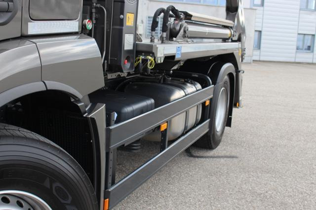 Mercedes-Benz Antos 1840L ABSETZER - Kamion za utovaranje kontejnera: slika 4 Mercedes-Benz Antos 1840L ABSETZER - Kamion za utovaranje kontejnera: slika 4