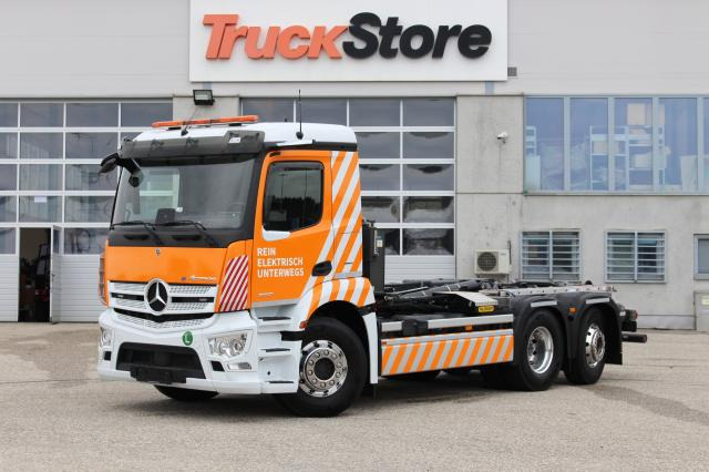 Mercedes-Benz eActros 300 L - Kamion sa hidrauličnom kukom: slika 1 Mercedes-Benz eActros 300 L - Kamion sa hidrauličnom kukom: slika 1
