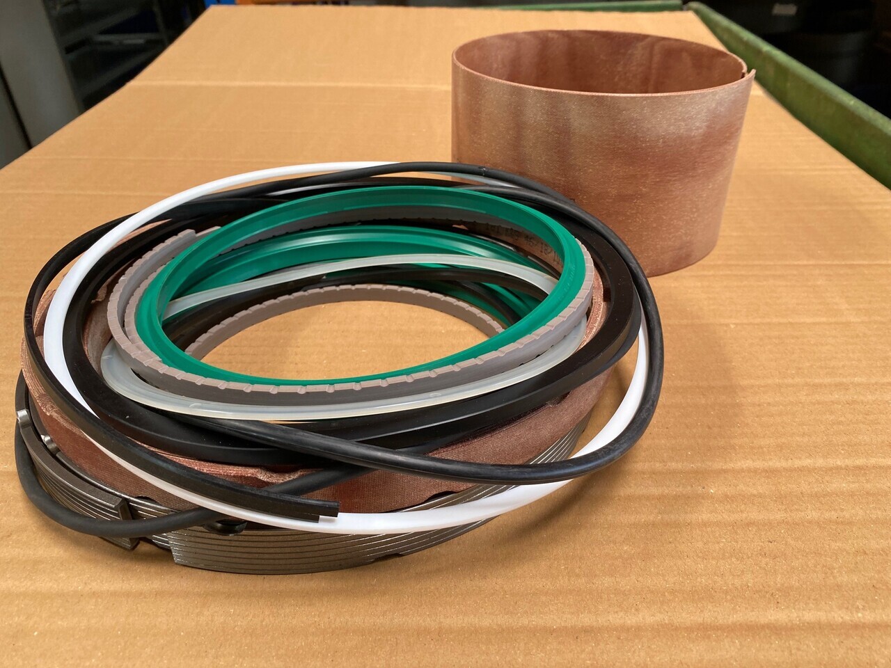 O&K Terex RH200 6050 Seal kit 4525933 1451699 502-0293 - Rezervni deo: slika 1 O&K Terex RH200 6050 Seal kit 4525933 1451699 502-0293 - Rezervni deo: slika 1