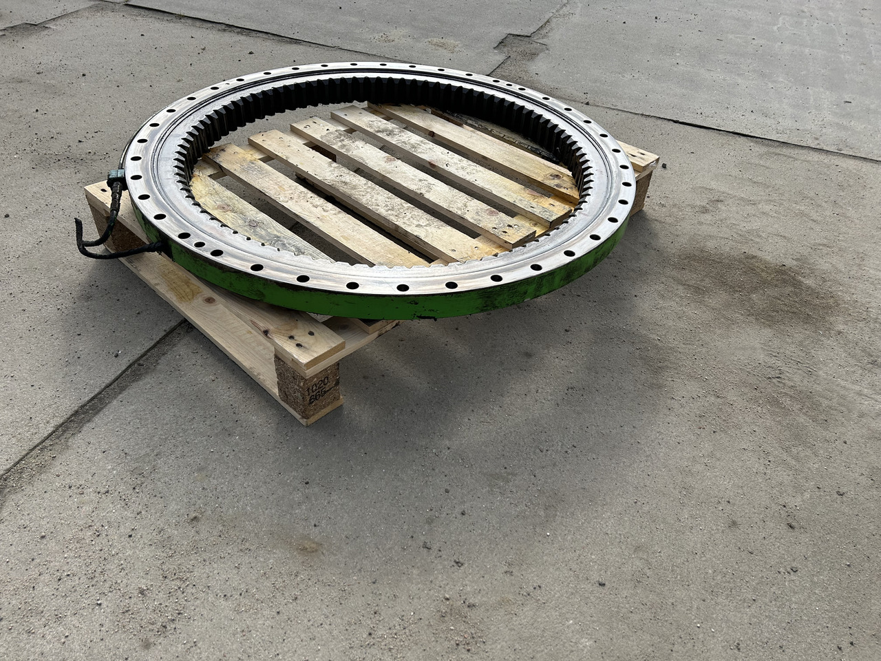 LIEBHERR A312 - Pokretni prsten za Bager točkaš: slika 1 LIEBHERR A312 - Pokretni prsten za Bager točkaš: slika 1