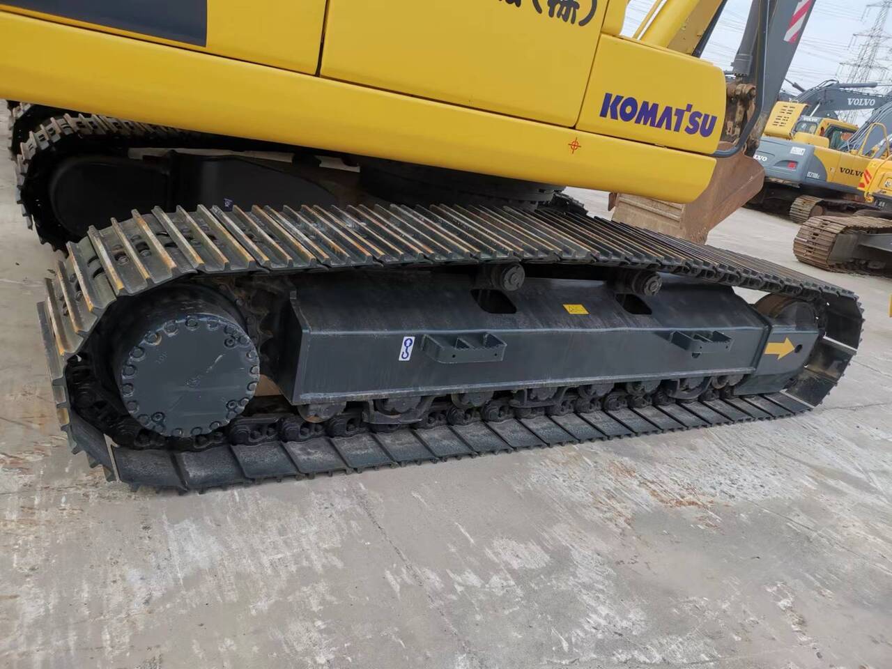 Bager guseničar Komatsu PC220-8: slika 7