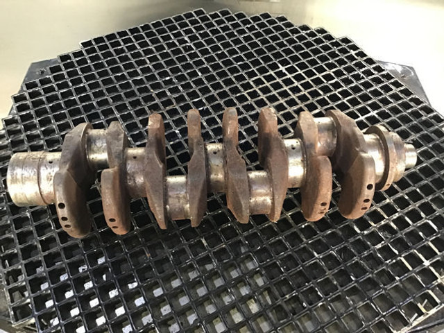 Liebherr Crankshaft D934S - Radilica: slika 1 Liebherr Crankshaft D934S - Radilica: slika 1