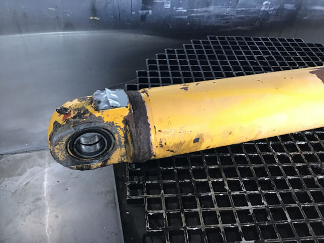 Hidraulični cilindar Liebherr Cylinder: slika 8